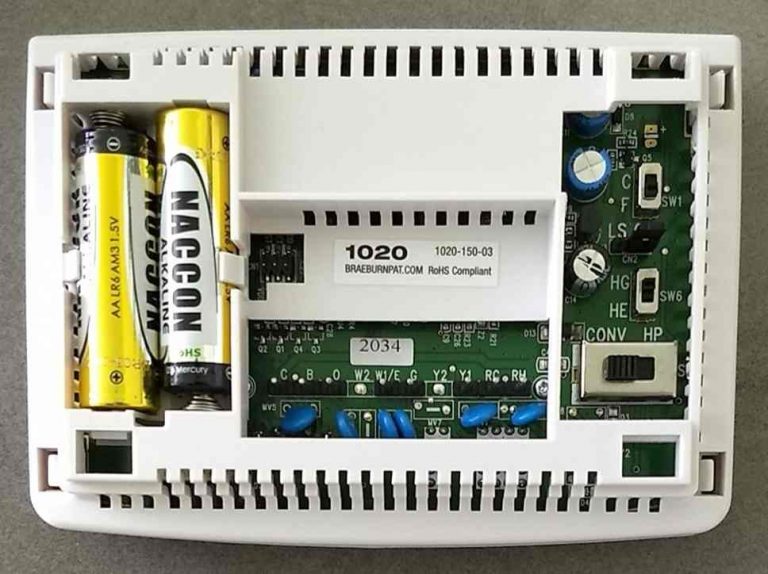 Braeburn Thermostat Screen Blank? (Solved!) Smart TechVille